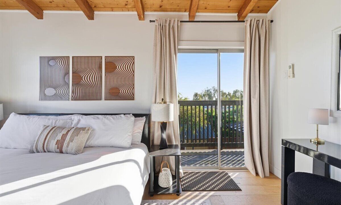 Photo of Bedroom in Fairmount Park