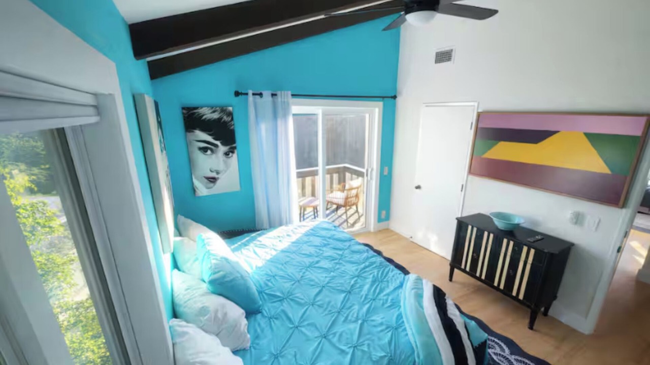 Photo of Bedroom in Hollywoodland