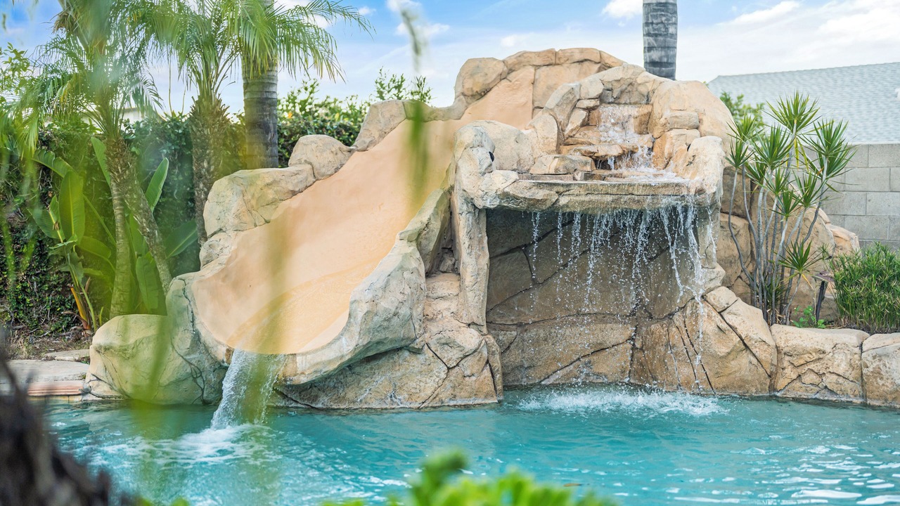 Photo of Outdoor in Corona