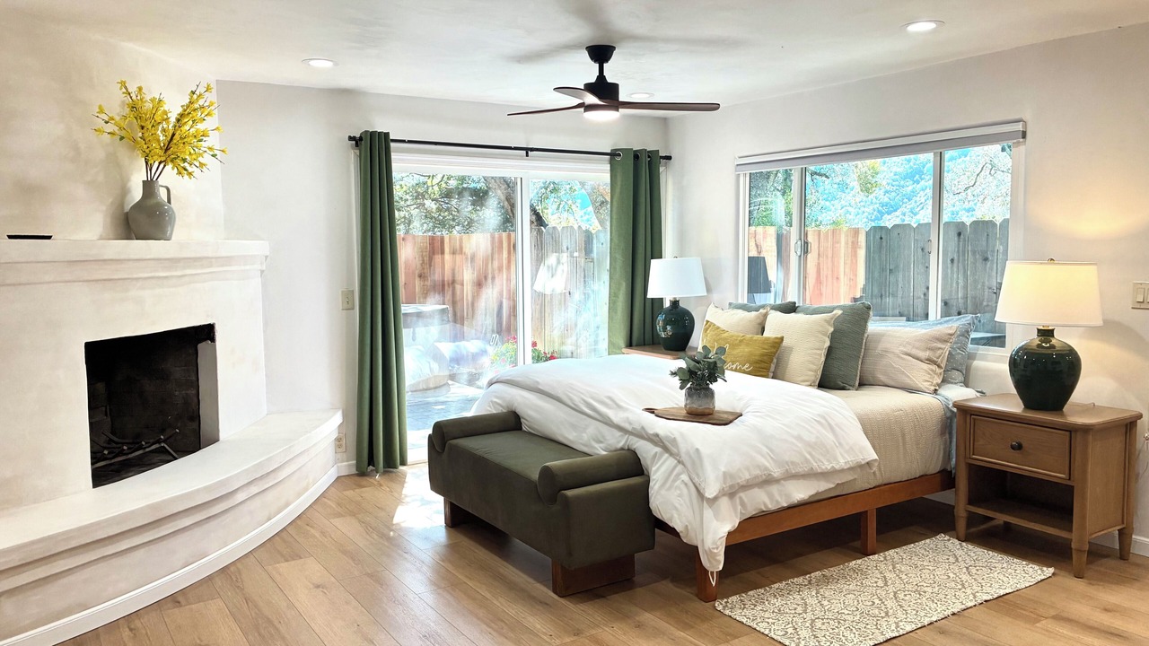 Photo of Bedroom in Carmel Valley