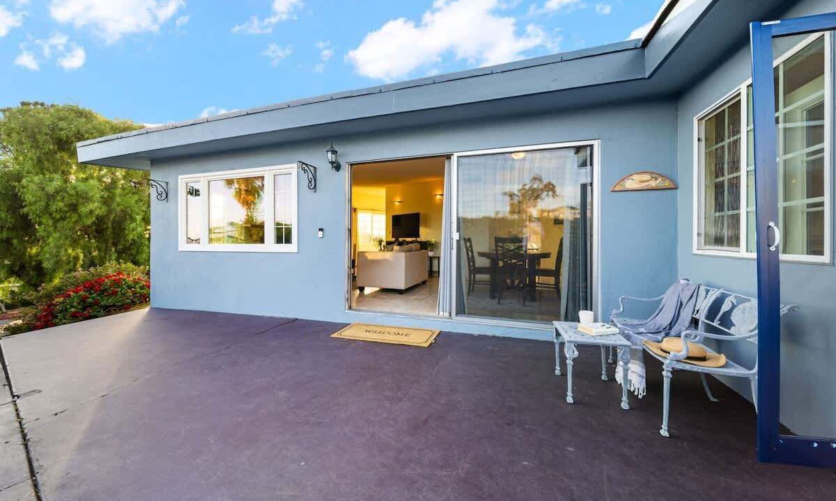 Photo of Patio Balcony in North Pacific Beach