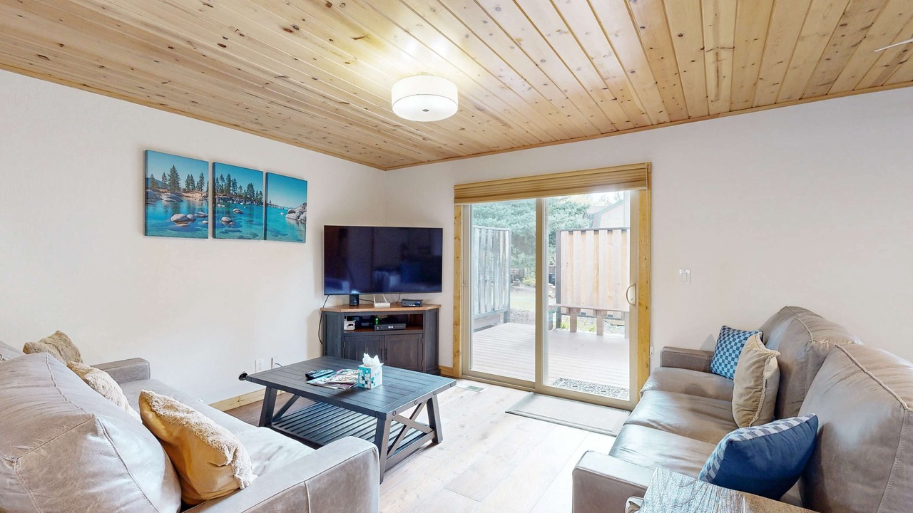 Photo of Livingroom in Lake Forest