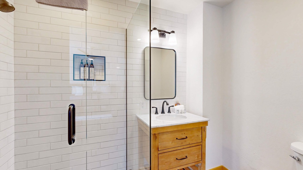 Photo of Bathroom in Lake Forest