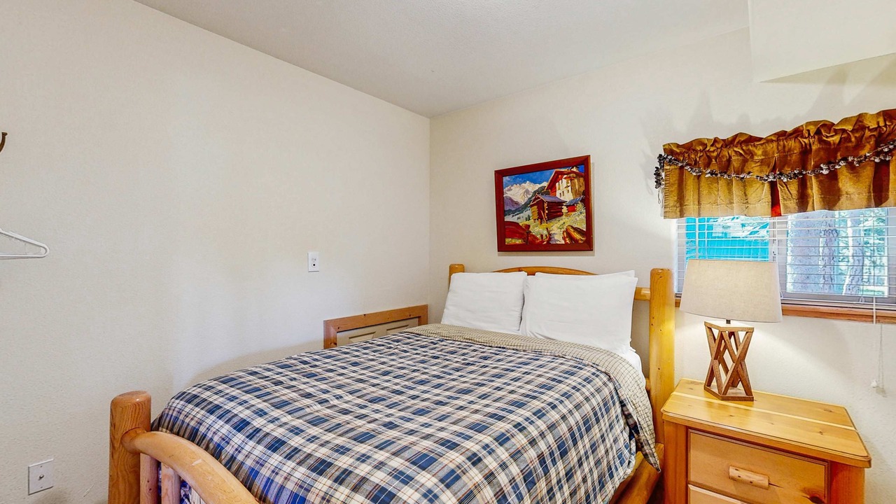 Photo of Bedroom in Serene Lakes
