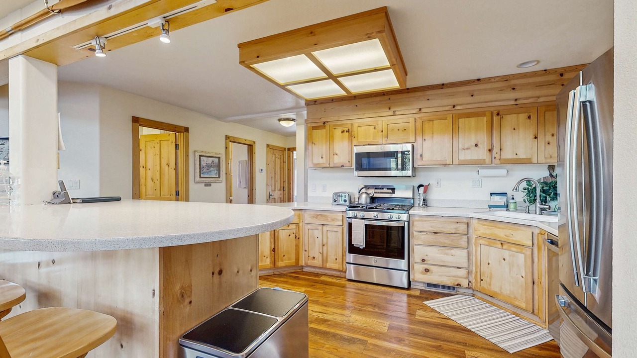 Photo of Kitchen in Serene Lakes