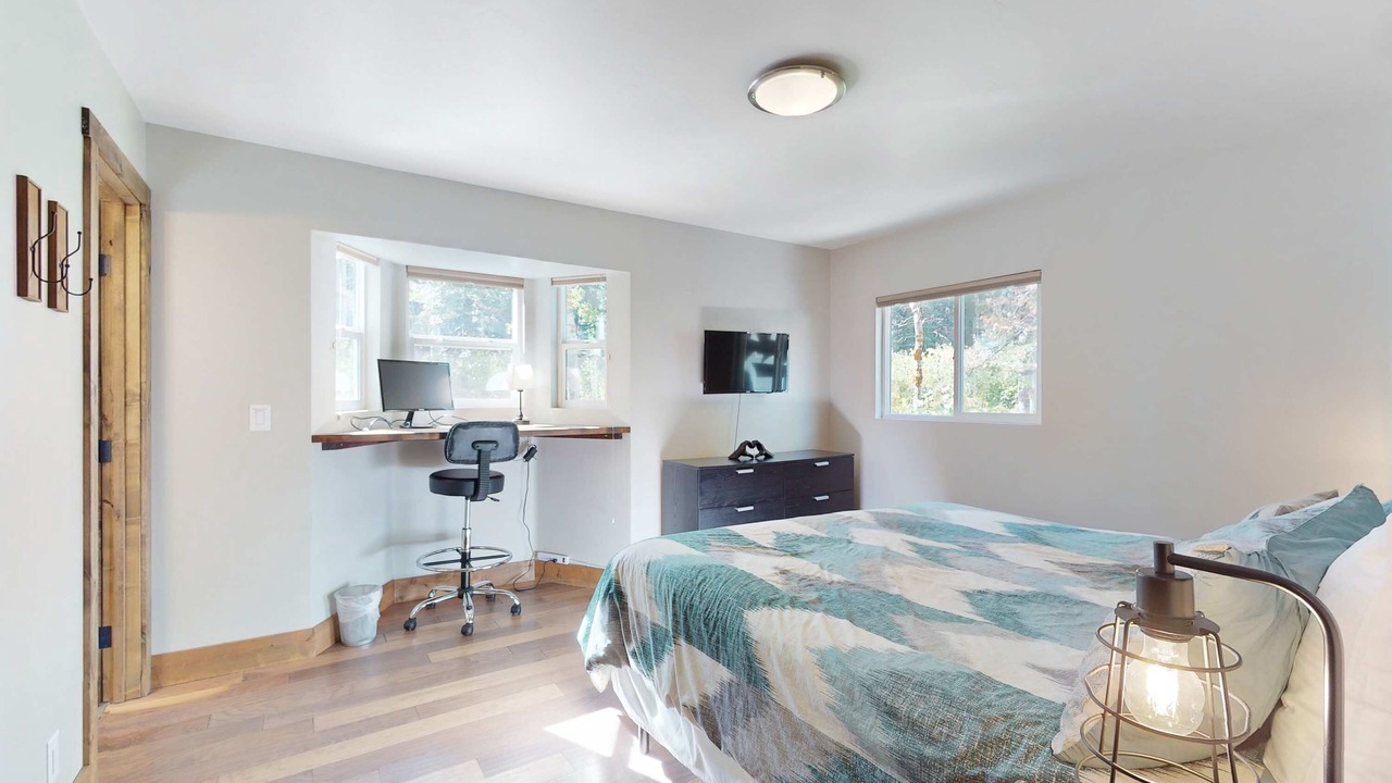 Photo of Bedroom in Tahoe Pines