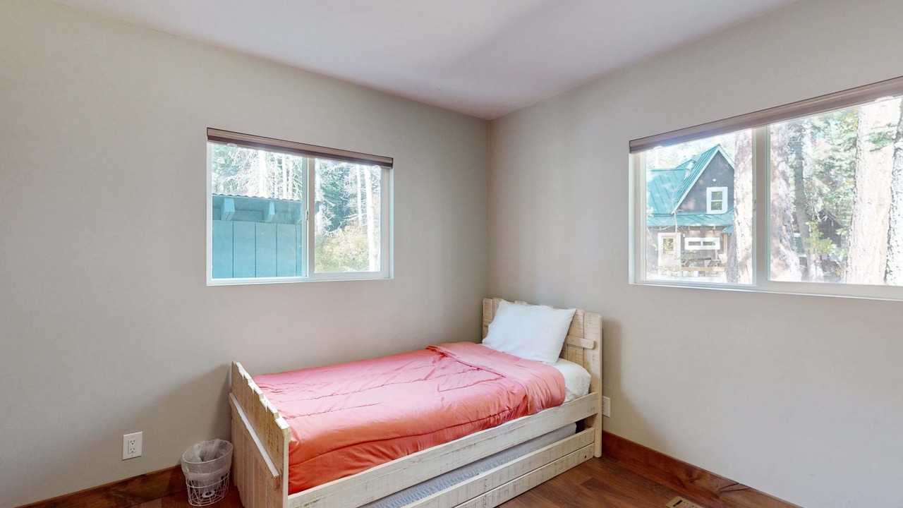 Photo of Bedroom in Tahoe Pines