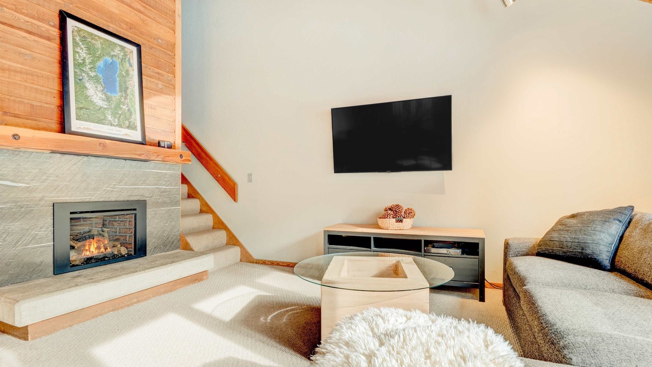 Photo of Livingroom in Tahoe Woods