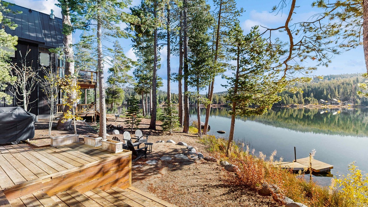 Photo of Outdoor in Serene Lakes