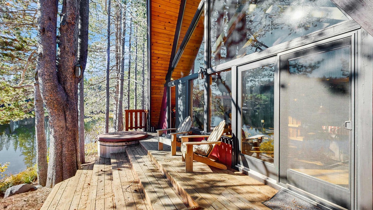 Photo of Outdoor in Serene Lakes