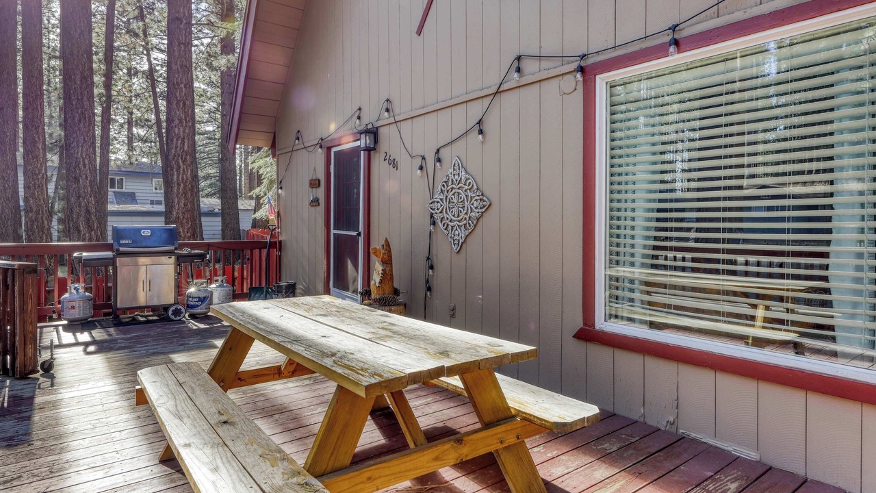 Photo of Outdoor in Black Bart