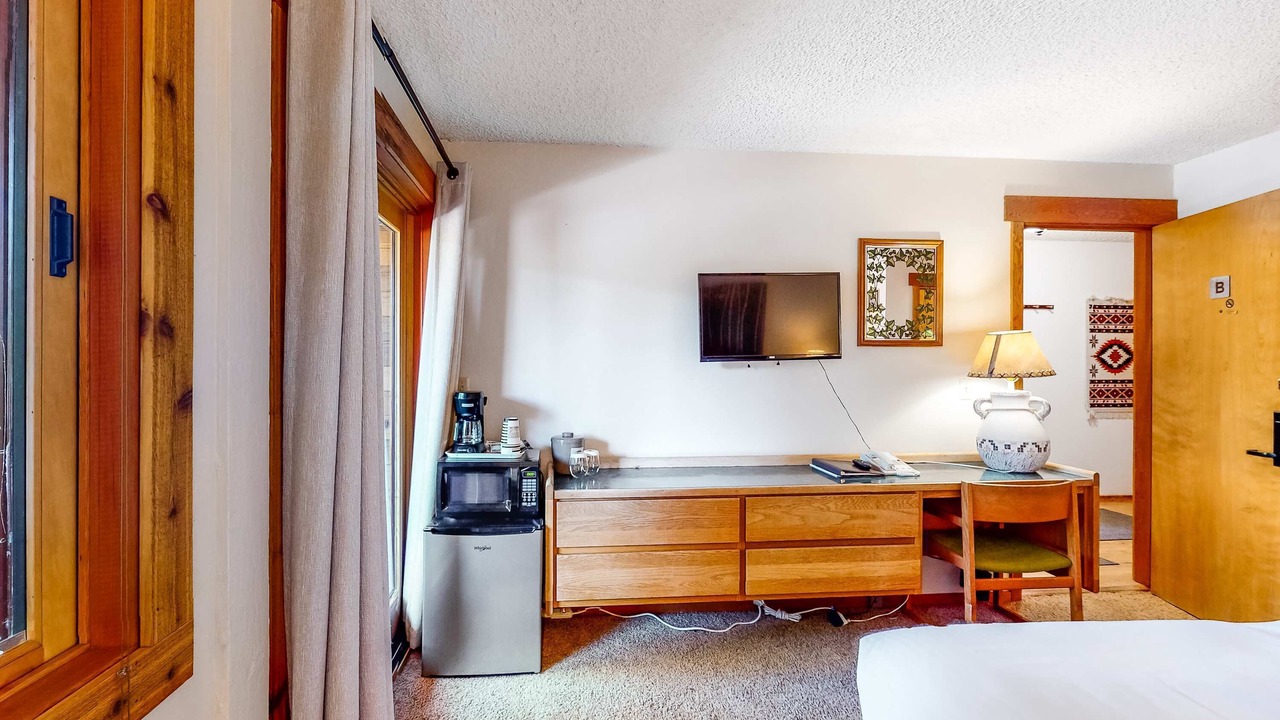 Photo of Bedroom in Tahoe Woods