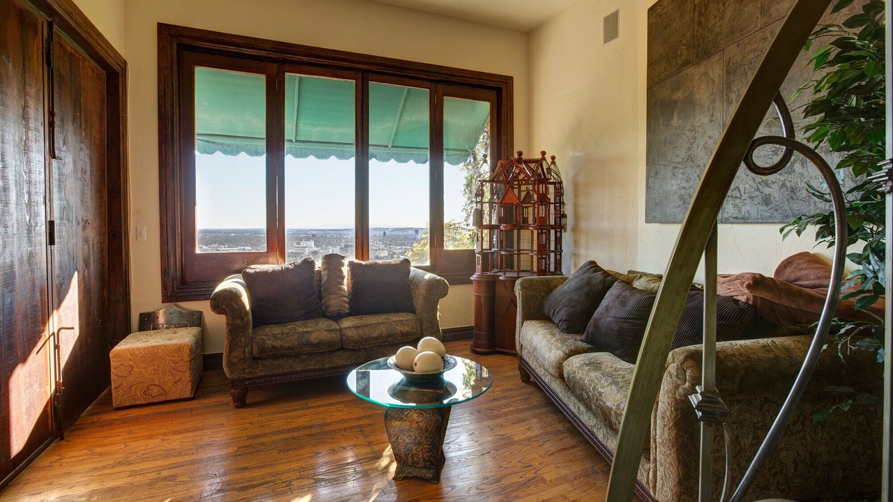 Photo of Livingroom in Hollywood Hills