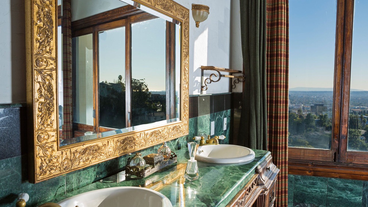 Photo of Bathroom in Hollywood Hills