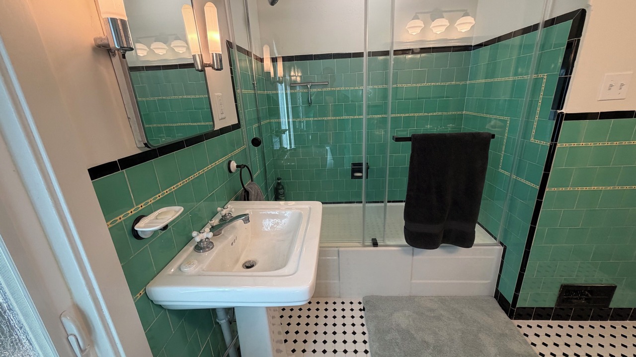 Photo of Bathroom in Ferndale