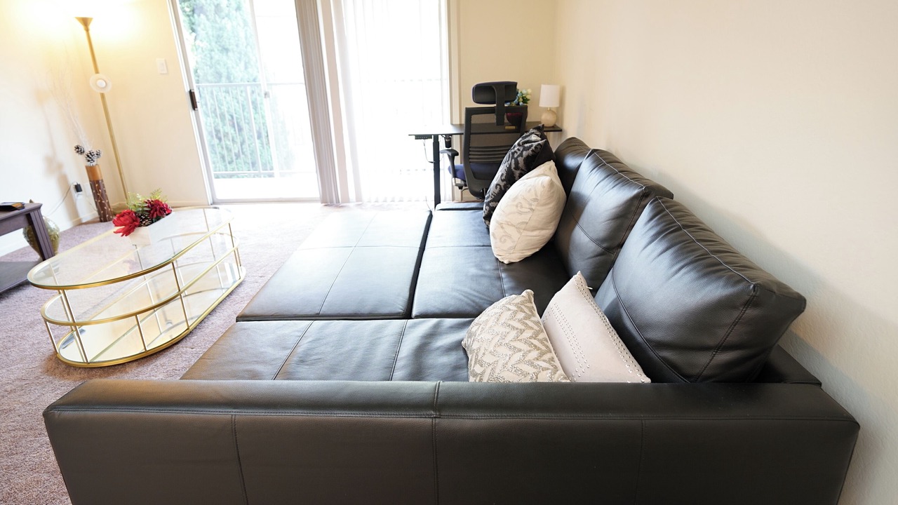 Photo of Livingroom in Belmont