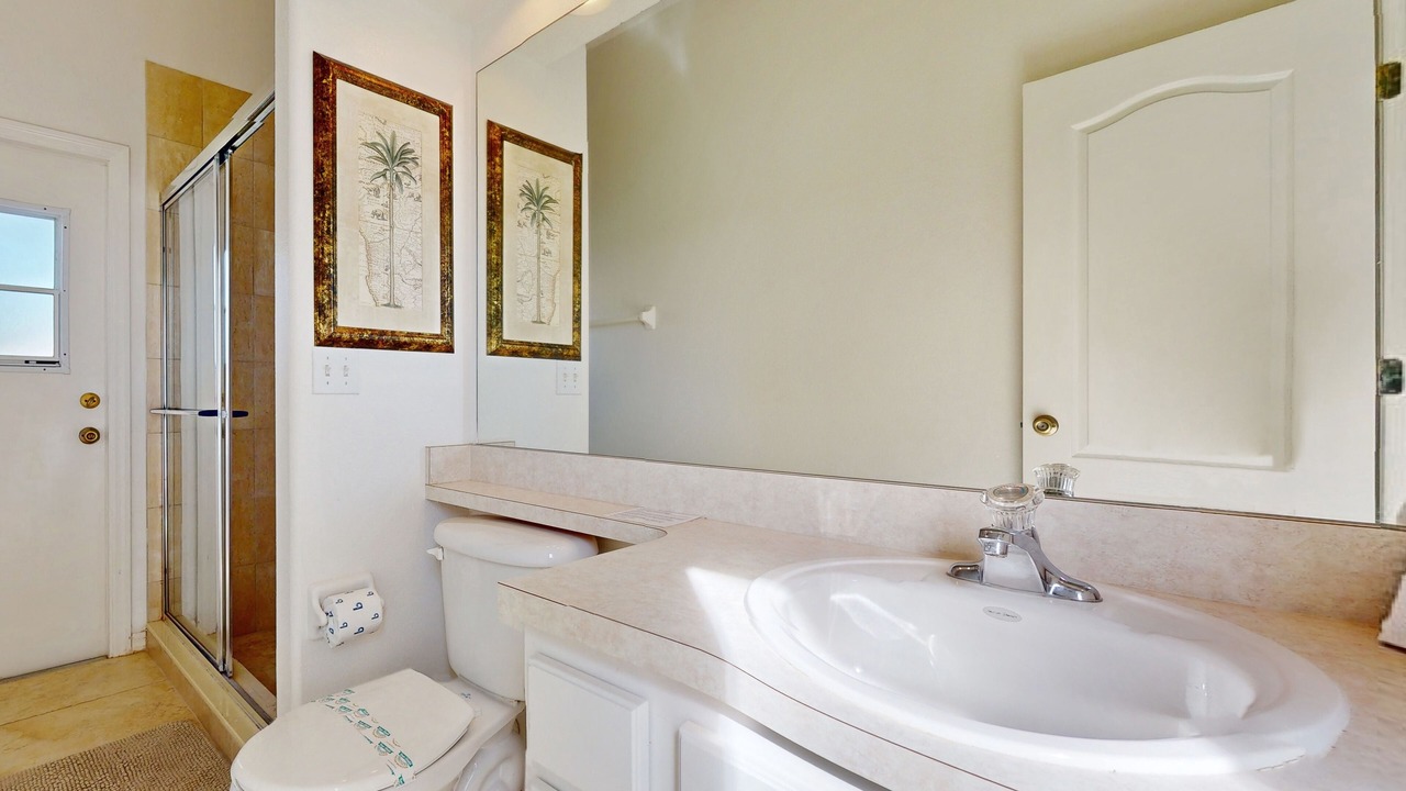 Photo of Bathroom in Grand Reserve