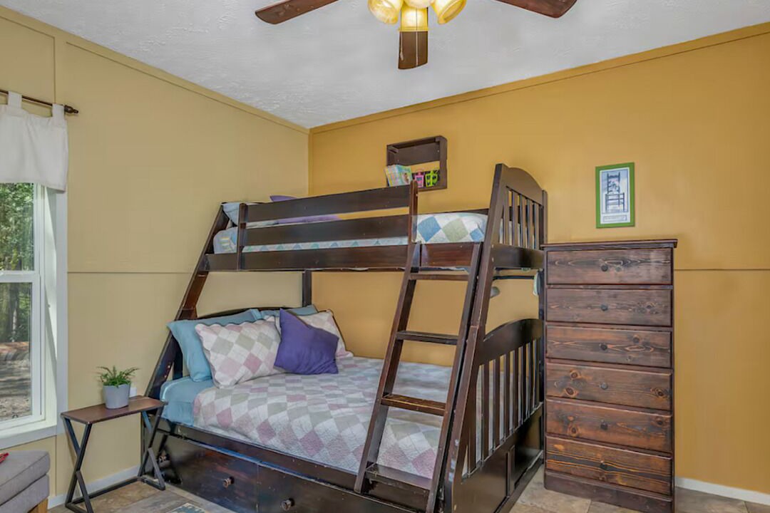 Photo of Bedroom in Oakhurst
