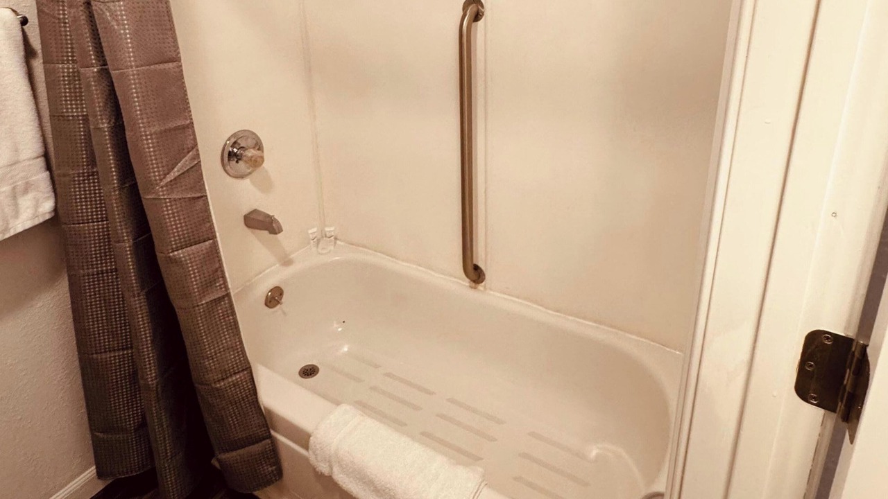 Photo of Bathroom in Brownsville