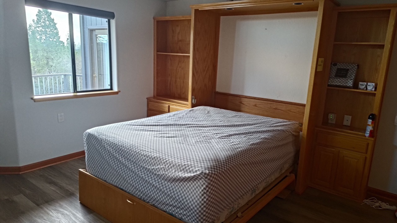 Photo of Bedroom in Foresthill