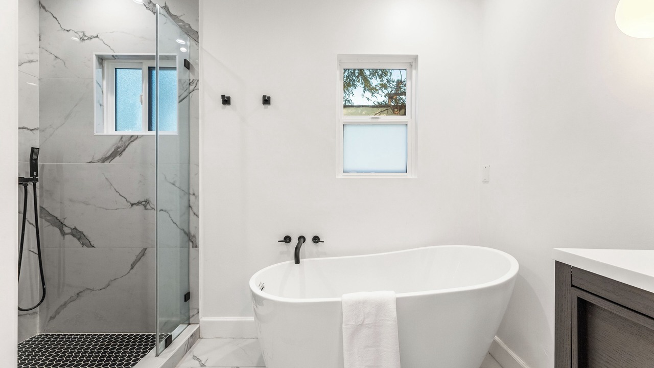 Photo of Bathroom in Hollywood