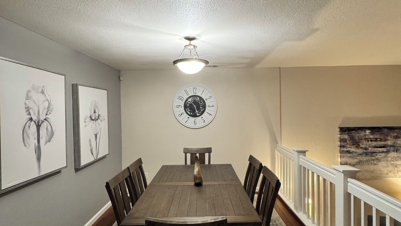 Photo of Livingroom in North San Jose