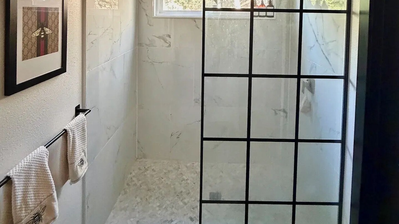 Photo of Bathroom in Cedarpines Park
