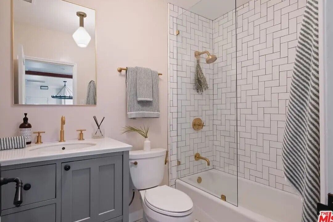 Photo of Bathroom in Atwater Village