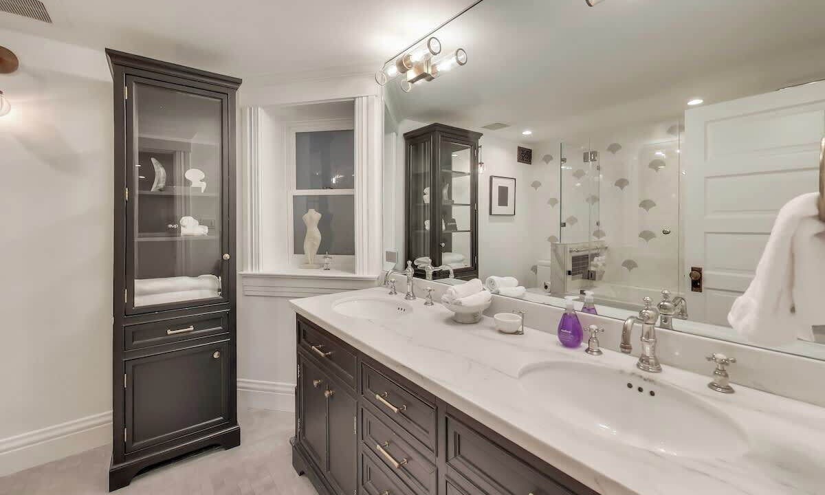 Photo of Bathroom in Lone Mountain