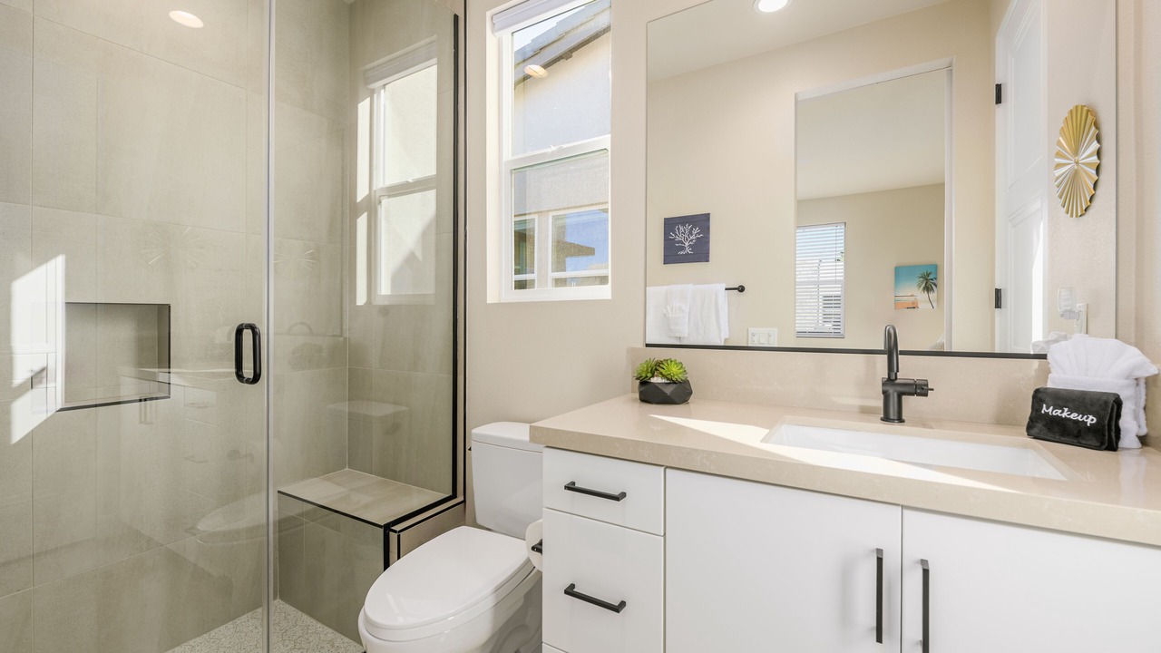 Photo of Bathroom in Bermuda Dunes