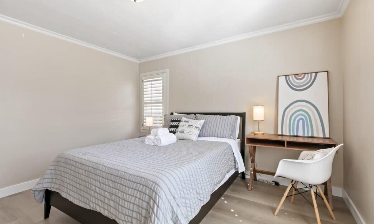 Photo of Bedroom in North Central