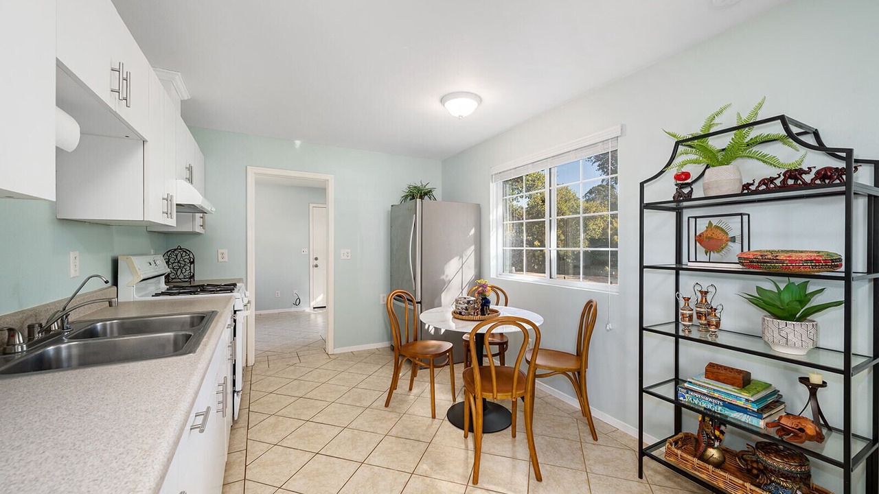 Photo of Kitchen in Callender