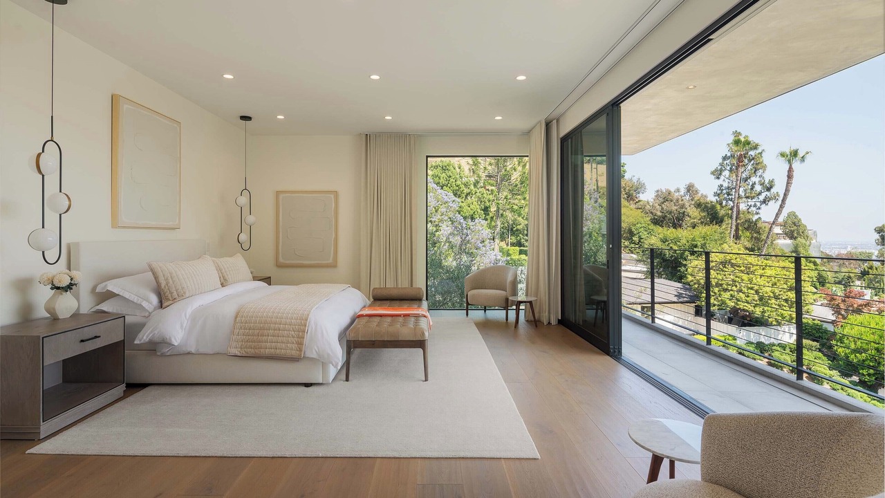 Photo of Bathroom in Hollywood Hills West