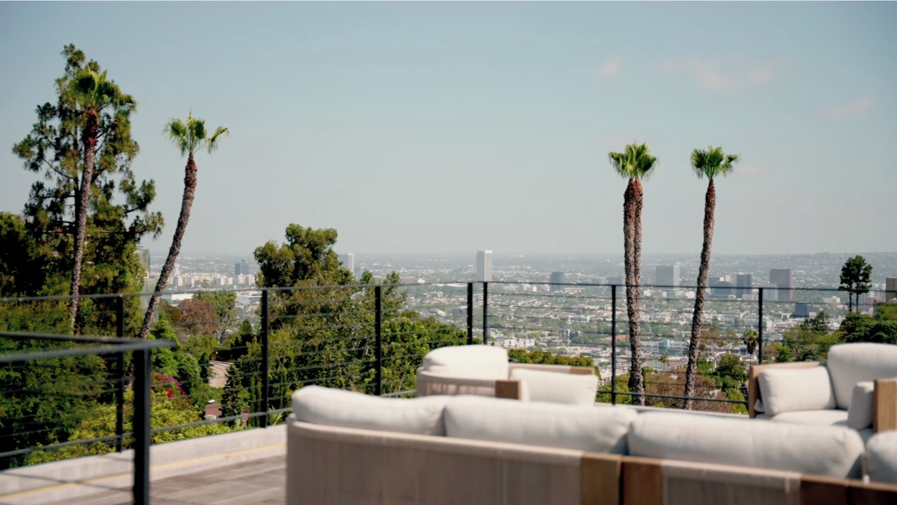 Photo of Others in Hollywood Hills West