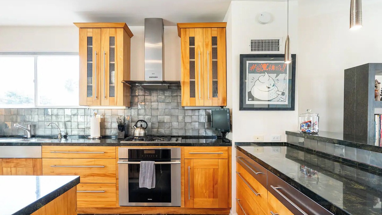 Photo of Kitchen in Venice Canals