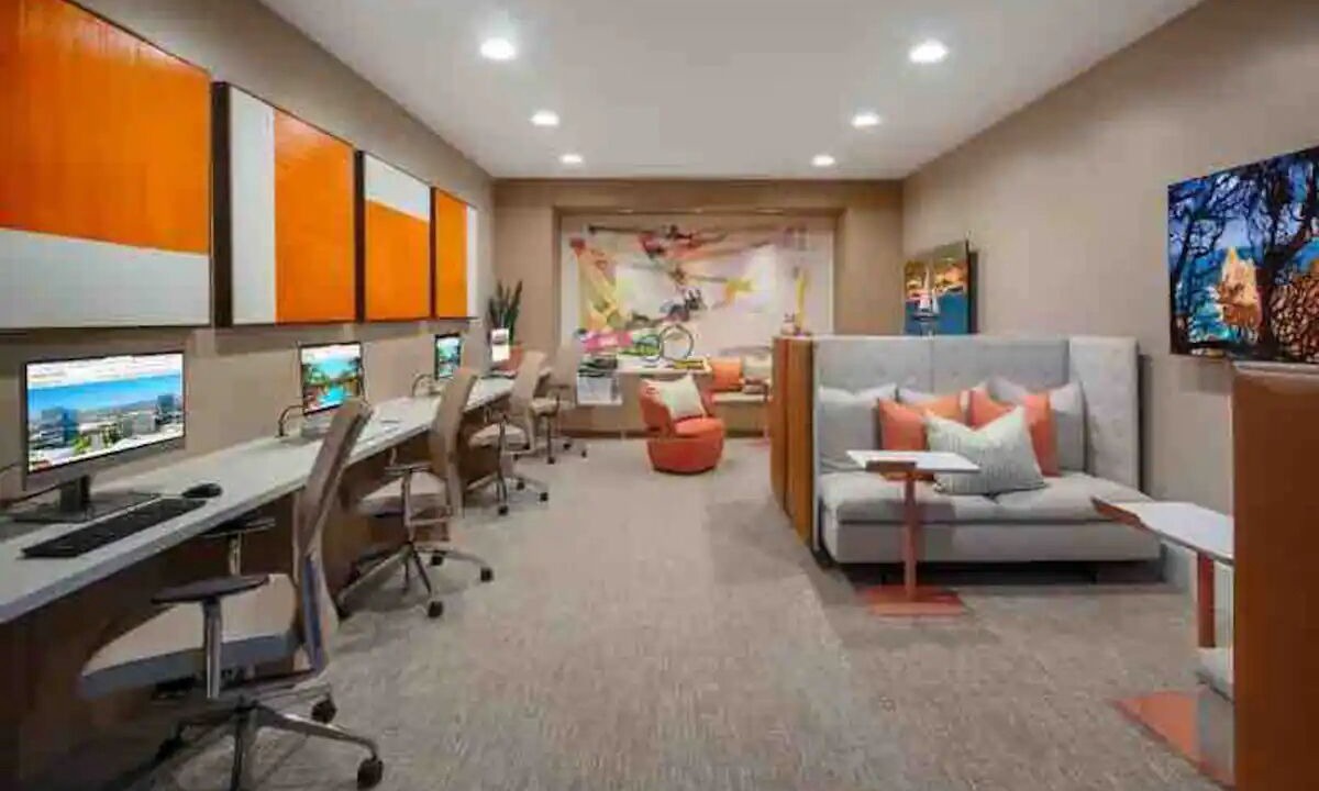 Photo of Others in Irvine Research Center
