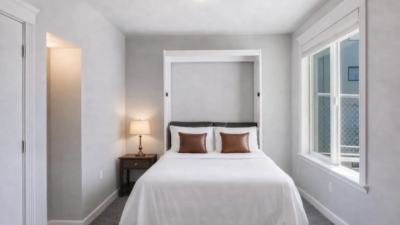 Photo of Bedroom in Polk Gulch