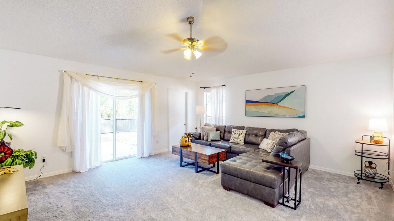 Photo of Livingroom in Casselberry