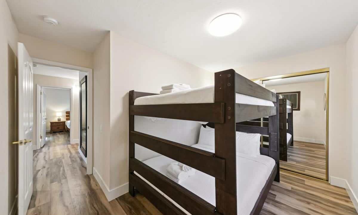 Photo of Bedroom in Tahoe Island