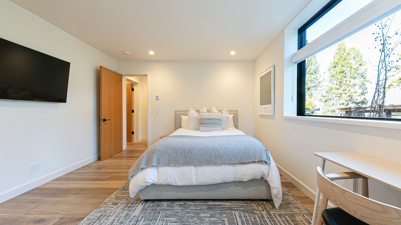 Photo of Bedroom in Tahoma