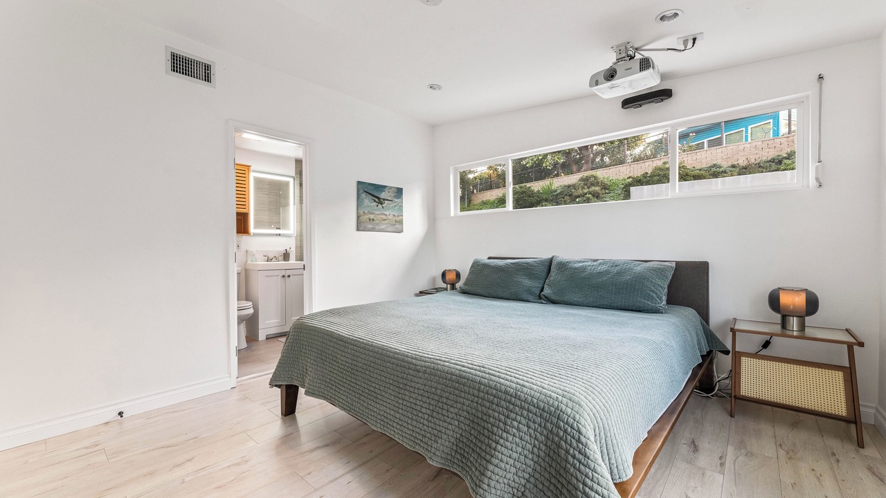 Photo of Bedroom in Los Angeles
