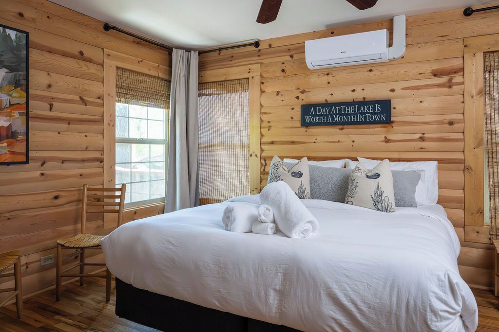 Photo of Bedroom in Bass Lake