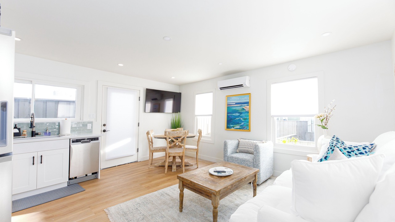 Photo of Livingroom in East Beach
