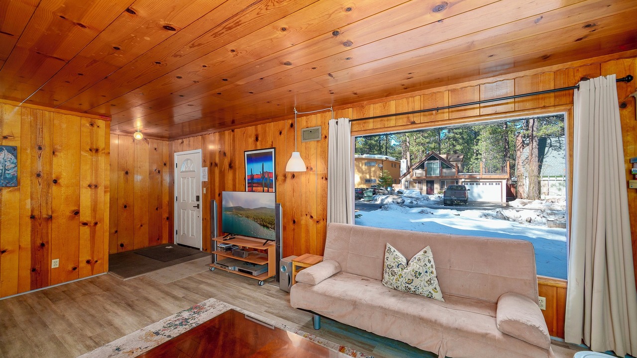 Photo of Livingroom in Al Tahoe