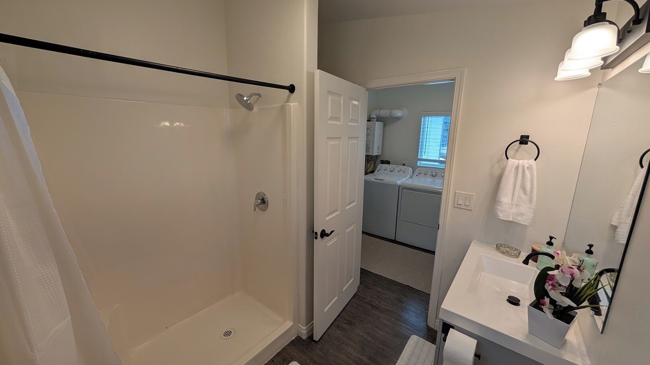 Photo of Bathroom in Valley Center