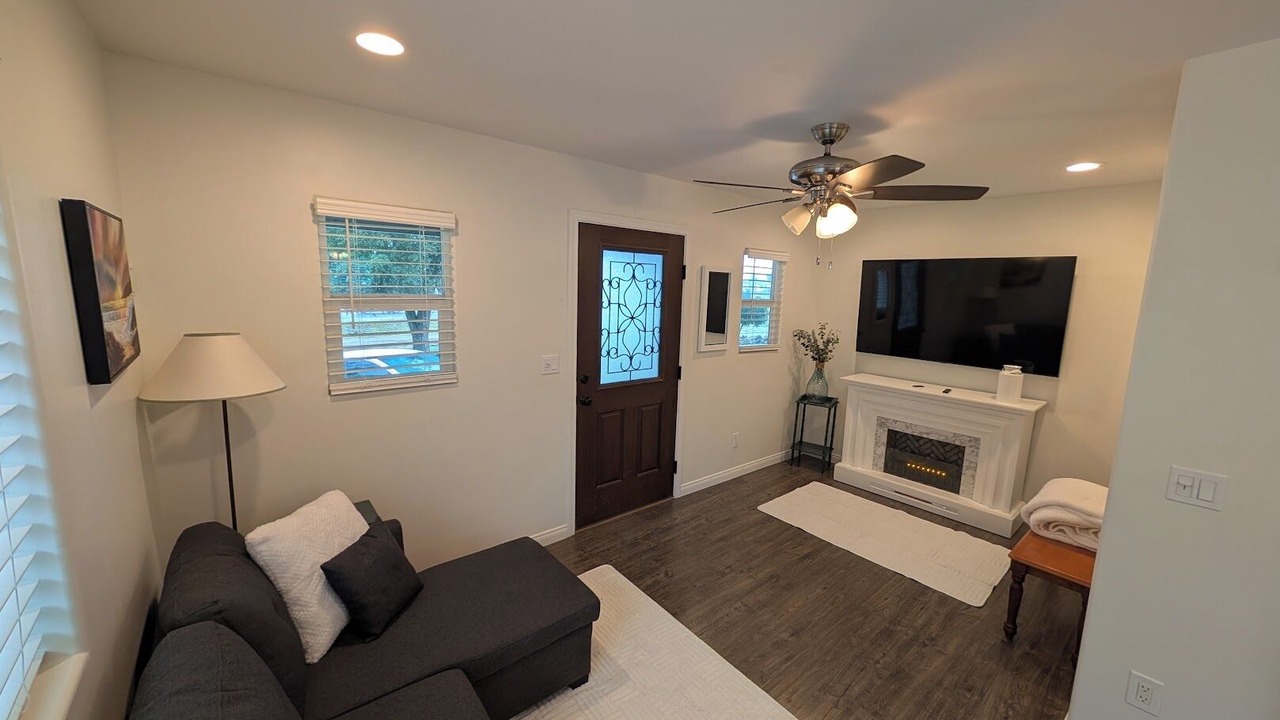 Photo of Livingroom in Valley Center