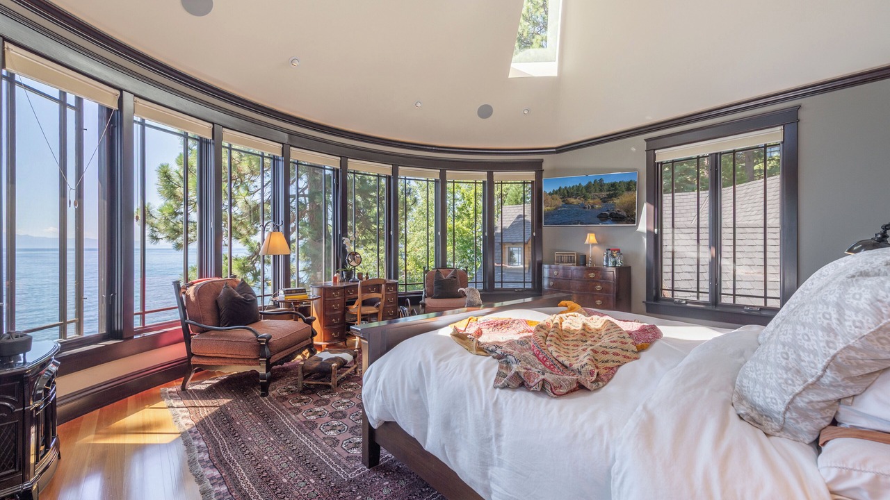 Photo of Bedroom in Carnelian Bay