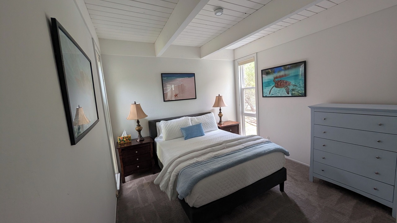 Photo of Bedroom in Marin City