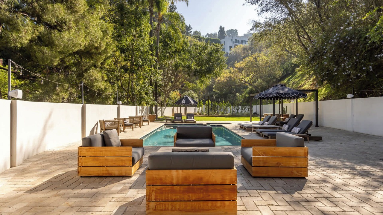 Photo of Patio Balcony in Nichols Canyon