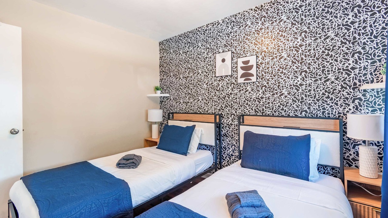 Photo of Bedroom in Poets Corner